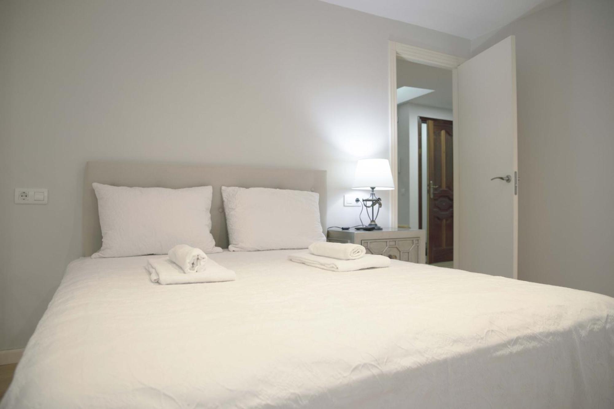 Apartamento En Ribeira Esterno foto